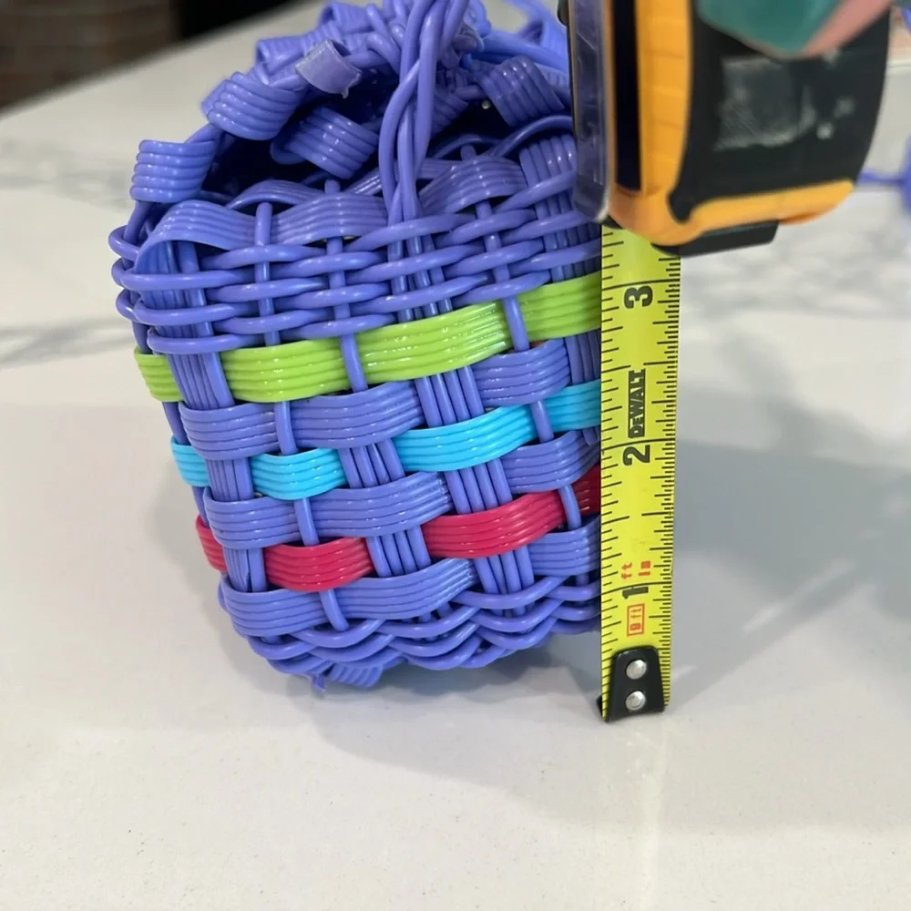 Cute.💜Woven Crossbody Bag.